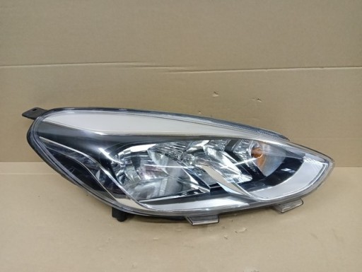 LAMPA FAR DESNA STRANA FORD FIESTA MK8 17-