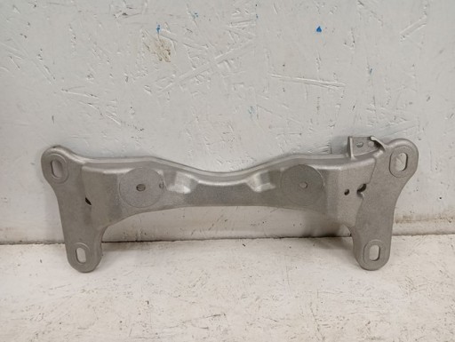 NOVO NOSAČ GETRIBE MJENJAČ BMW I 1 E81 E82 E87