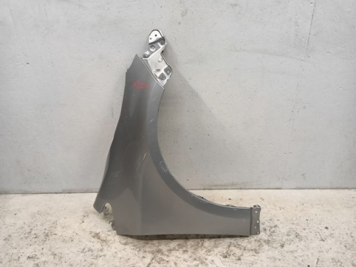 BLATOBRAN DESNA STRANA PREDNJA TOYOTA COROLLA E21 HATCHBACK (OBIČNI) KARAVAN 19-