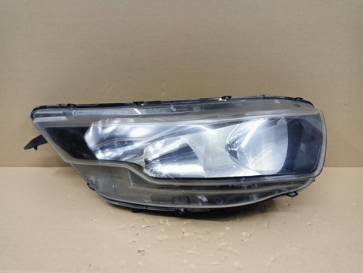 LAMPA FAR DESNA STRANA IVECO DAILY IV 4 14-