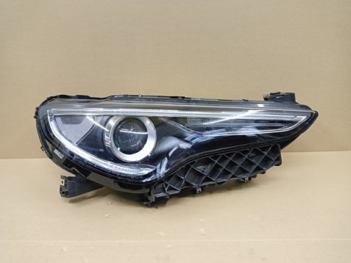 LAMPA FAR DESNA STRANA BI-XENON LED ALFA ROMEO STELVIO 16-