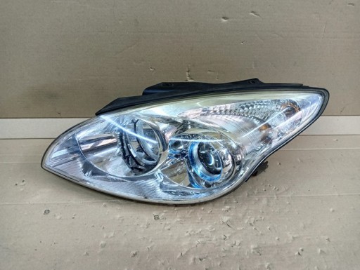 LAMPA FAR LIJEVA STRANA HYUNDAI I30 I 1 07-