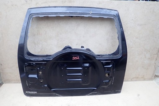 GEPEK ZADNJI POKLOPAC MITSUBISHI PAJERO 4 IV 2007-