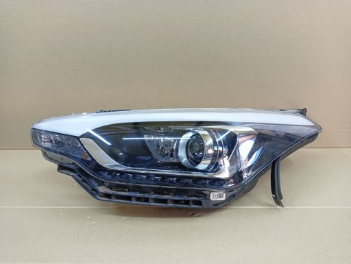 LAMPA FAR LIJEVA STRANA REEFLEKTOR LED HYUNDAI I20 II 2 Z 14-