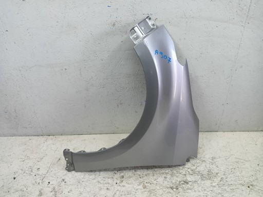 BLATOBRAN LIJEVA STRANA PREDNJA TOYOTA YARIS IV 4 20-