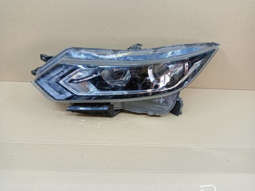 LAMPA FAR LIJEVA STRANA NISSAN QASHQAI II 2 J11 REDIZAJN 17-