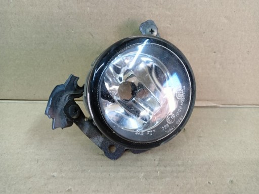 MAGLENKA DESNA STRANA PREDNJA MITSUBISHI OUTLANDER II 2 06-12R