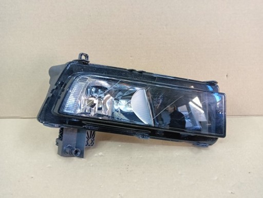 MAGLENKA DESNA STRANA PREDNJA VW TOURAN III 3 5TA 15-