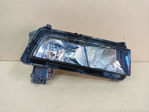 MAGLENKA DESNA STRANA PREDNJA VW TOURAN III 3 5TA 15-
