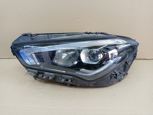 LAMPA FAR LIJEVA STRANA FULL LED MERCEDES A118 W118 118 CLA 18-