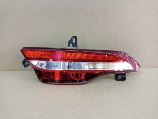 LAMPA FAR DESNA STRANA ZADNJA  MAGLENKA RENAULT KADJAR REDIZAJN 18-