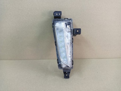 MAGLENKA DESNA STRANA PREDNJA LED SUZUKI VITARA III 3 15-