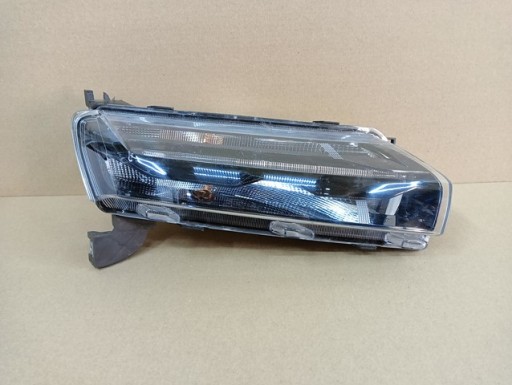DESNA STRANA PREDNJA MAGLENKA DRL LED DACIA SPRING 20-