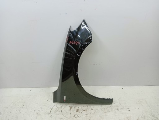 BLATOBRAN DESNA STRANA PREDNJA AUDI A1 II 2 82A 18-