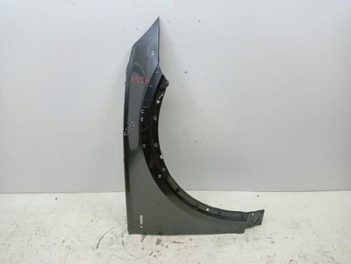 BLATOBRAN DESNA STRANA PREDNJA AUDI Q5 II 2 80A 17-