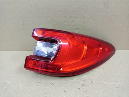LAMPA FAR DESNA STRANA ZADNJA ZADNJI LED RENAULT KADJAR 15-