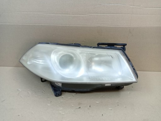 LAMPA FAR DESNA STRANA RENAULT MEGANE II 2 REDIZAJN 05-08R