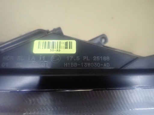 LAMPA FAR LIJEVA STRANA FORD FIESTA MK8 17-