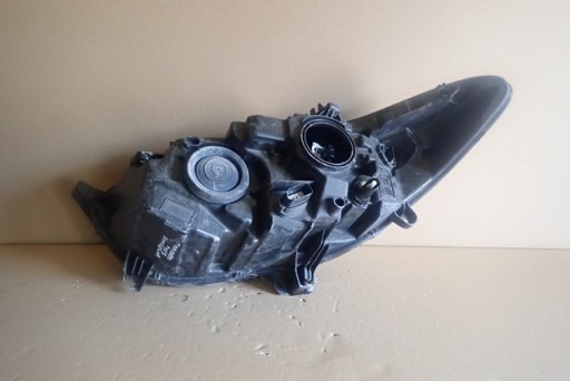 LAMPA FAR DESNA STRANA FORD MONDEO MK5 14-