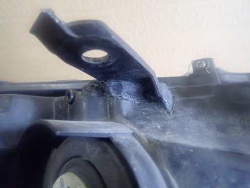 LAMPA FAR LIJEVA STRANA TOYOTA HILUX 8 VIII REDIZAJN 20-