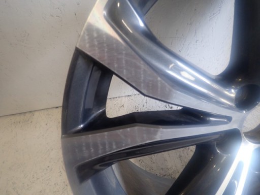 ALUMINIJSKA FELGA LEXUS RX GS IS 20X8 ET30 5X114,3