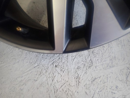 ALUMINIJSKA FELGA VOLVO V60 II S60 III 18X8 ET42