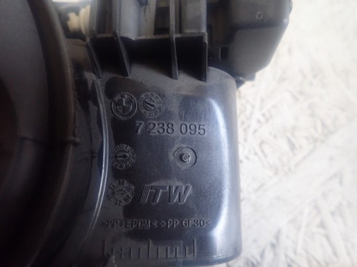 KUČIŠTE OTVOR ULJEVANJA GORIVA BMW 1 I F20 F21 2011- KUČIŠTE OTVOR ULJEVANJA GORIVA BMW 1 I F20 F21 2011-
