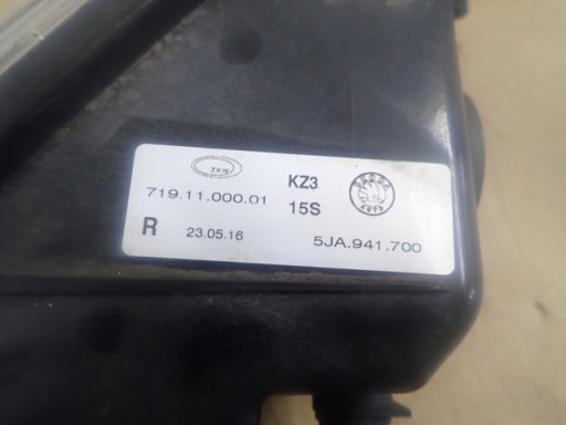 MAGLENKA DESNA STRANA PREDNJA SKODA RAPID 5J 2012-