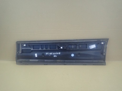 LAJSNA NA VRATA DESNA STRANA ZADNJI AUDI Q2 81A S LINE