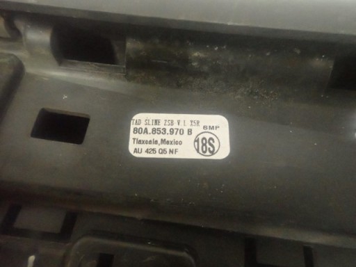 LAJSNA NA VRATA DESNA STRANA ZADNJI AUDI Q5 80A S LINE 16-
