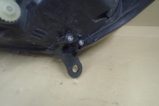 LAMPA FAR DESNA STRANA RENAULT CLIO 4 IV 12-16R LAMPA FAR DESNA STRANA RENAULT CLIO 4 IV 12-16R