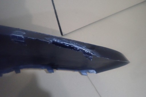 MASKA SPOJLER DODATAK NA BRANIK BRANIKA BMW I8