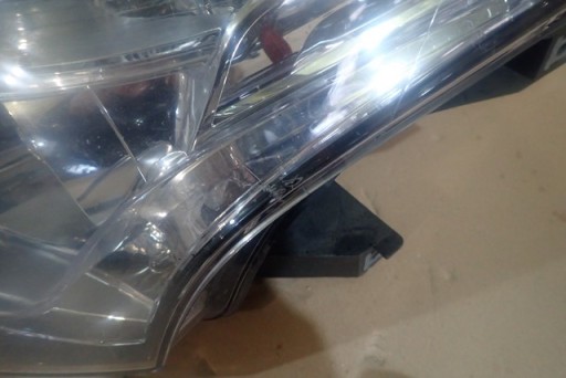 LAMPA FAR LIJEVA STRANA XENON MITSUBISHI OUTLANDER 2012-