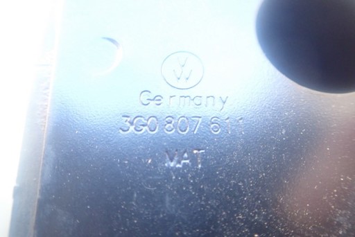 GREDA ISPOD BRANIK PREDNJA STRANA VW PASSAT B8 3G 14- GREDA ISPOD BRANIK PREDNJA STRANA VW PASSAT B8 3G 14-