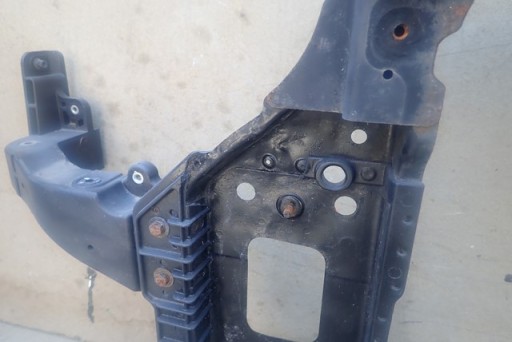 VEZNI LIM PREDNJA STRANA POJAČANJE HYUNDAI I40 DIZEL