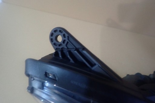 LAMPA FAR DESNA STRANA KIA PICANTO 2 II 2011-