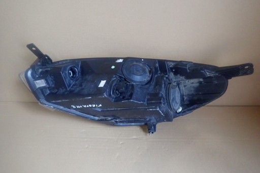 LAMPA FAR DESNA STRANA FORD FIESTA MK8