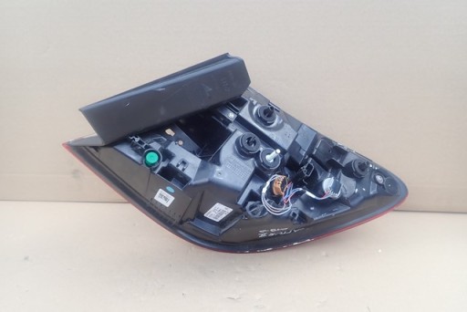 LAMPA FAR LIJEVA STRANA ZADNJA ZADNJI RENAULT CAPTUR II 2 19- LAMPA FAR LIJEVA STRANA ZADNJA ZADNJI RENAULT CAPTUR II 2 19-