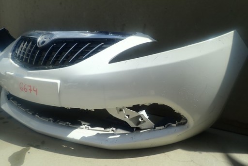 BRANIK PREDNJA STRANA LANCIA YPSILON III REDIZAJN 15-