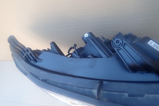 LAMPA FAR DESNA STRANA OPEL MERIVA B 13-