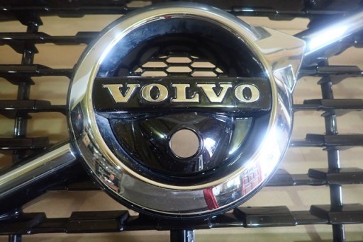 MASKA GRIL VOLVO XC60 2 II R DESIGN 31457464 MASKA GRIL VOLVO XC60 2 II R DESIGN 31457464