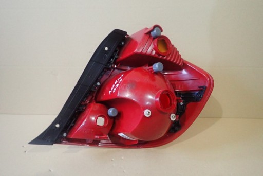 LAMPA FAR LIJEVA STRANA ZADNJA  ZADNJI HYUNDAI ACCENT 03-