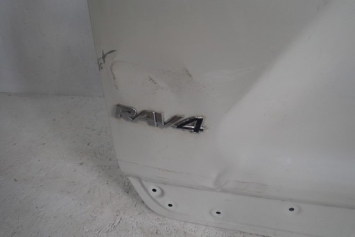GEPEK ZADNJI POKLOPAC TOYOTA RAV 4 RAV4 V 2019-