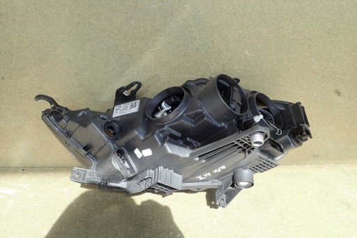 LAMPA FAR DESNA STRANA AUDI A1 II 82A941004 LAMPA FAR DESNA STRANA AUDI A1 II 82A941004