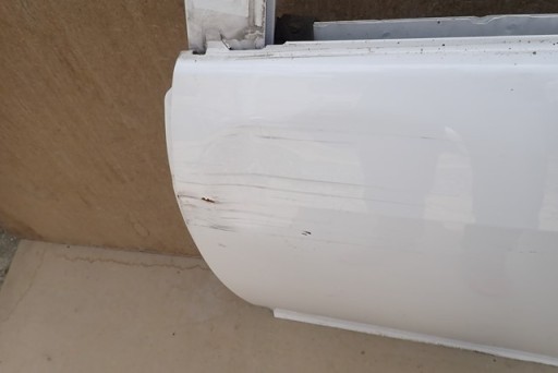 VRATA LIJEVA ZADNJA STRANA ZADNJI TOYOTA VERSO 04-09R