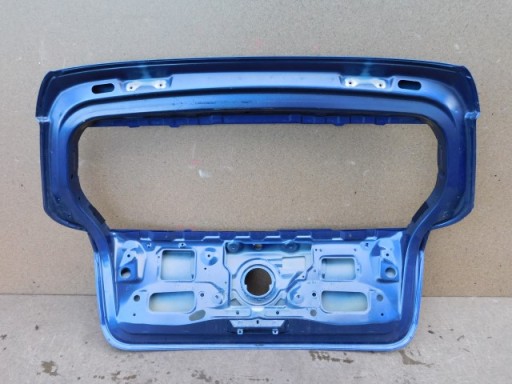 GEPEK ZADNJI POKLOPAC GEPEKA BMW 1 I E81 E87 04-12 GEPEK ZADNJI POKLOPAC GEPEKA BMW 1 I E81 E87 04-12
