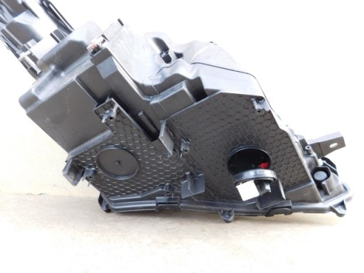 LAMPA FAR LIJEVA STRANA FULL LED LEXUS RX 16- LAMPA FAR LIJEVA STRANA FULL LED LEXUS RX 16-
