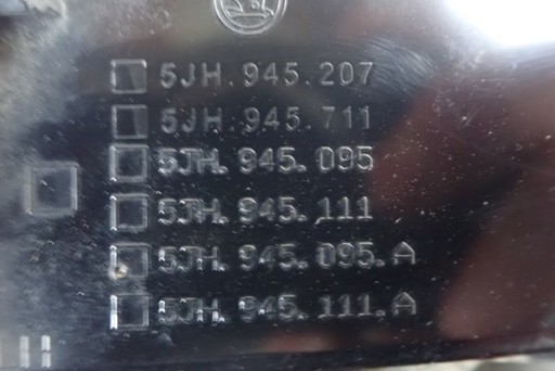 LAMPA FAR LIJEVA STRANA ZADNJA ZADNJI SKODA RAPID FL LIFTBACK 5J LAMPA FAR LIJEVA STRANA ZADNJA ZADNJI SKODA RAPID FL LIFTBACK 5J