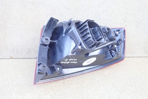 LAMPA FAR LIJEVA STRANA ZADNJA SEAT TOLEDO IV 4 6JH945095E