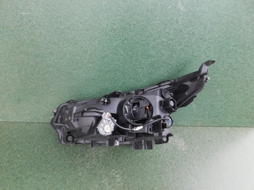 LAMPA FAR DESNA STRANA FULL LED LEXUS NX 14-